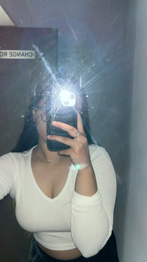 @zeynepkurt profil fotoğrafı