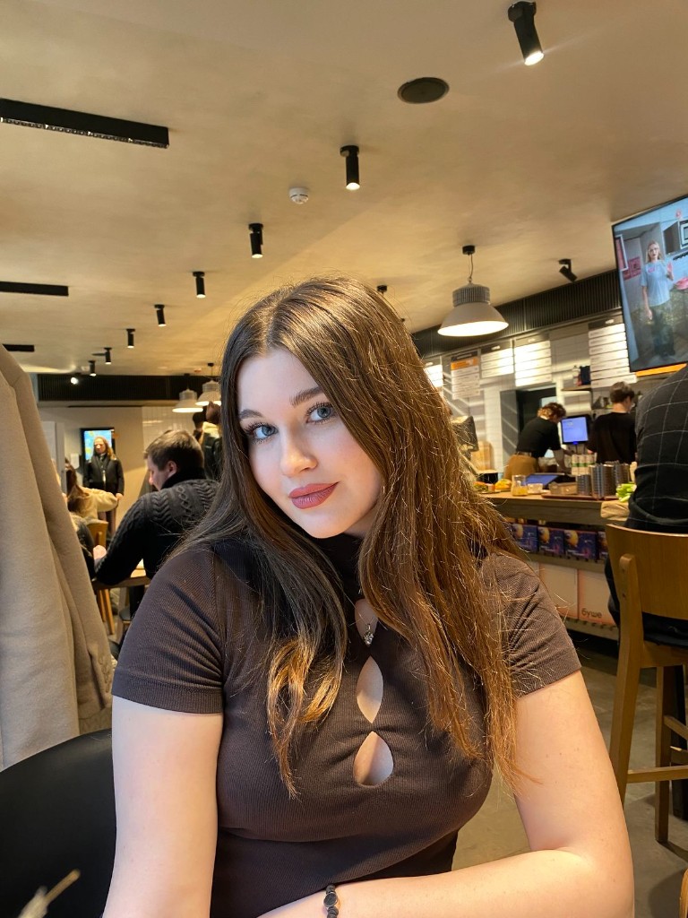 @pelinyilmaz profil fotoğrafı